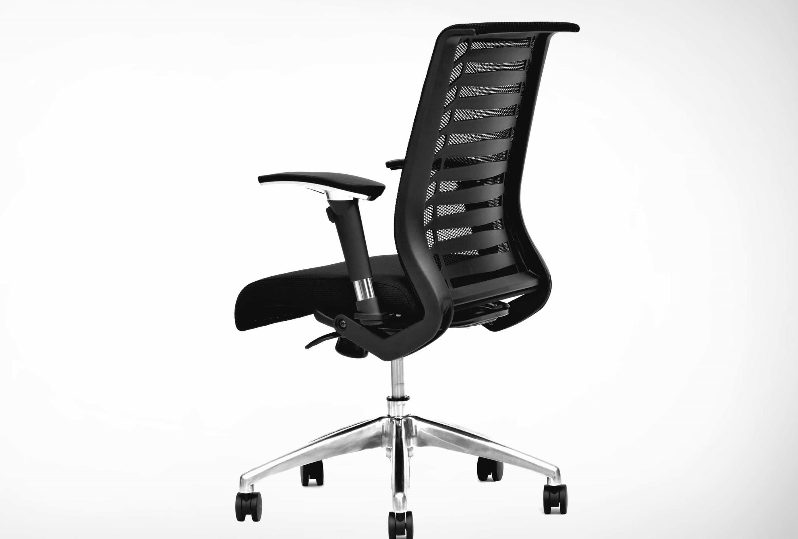 click-executive-chair-ergonomically-designed-furniture