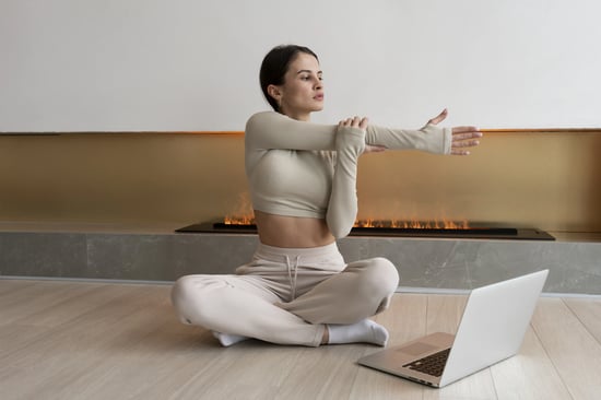 Yoga en la Salud Ocupacional: Aumenta el Bienestar Laboral